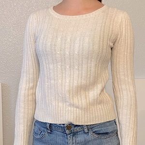 Women’s white long sleeve sweater